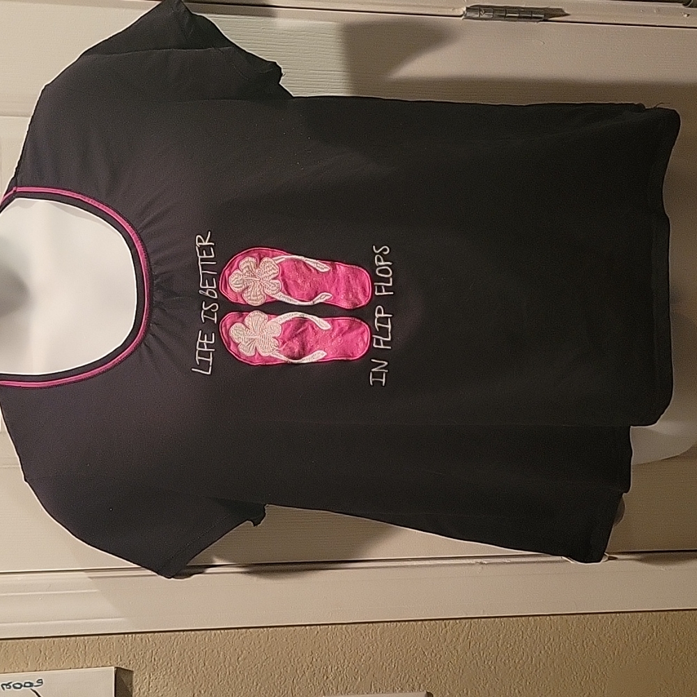 Secret Treasures tee size 2X